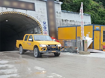  湖南運(yùn)料車(chē)FL-1.5